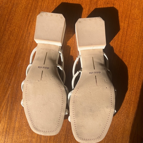 Dolce Vita Ivory Haize Sandals - Picture 5 of 10